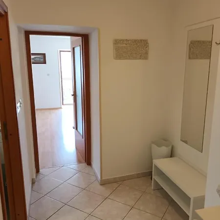 Dorcic Apartment *